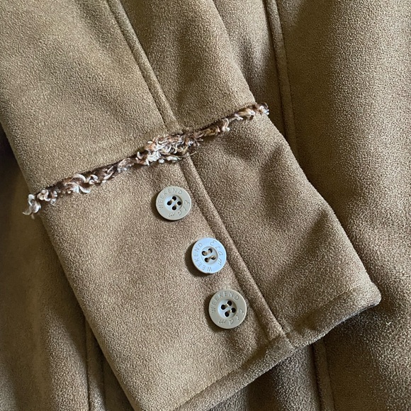 Trench Coat - Picture 4 of 4